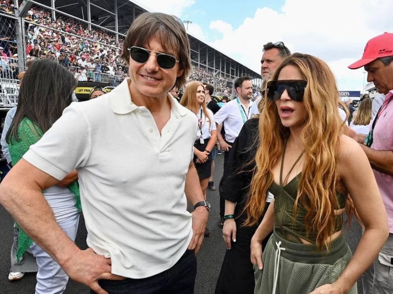 Tom Cruise interesado Shakira
