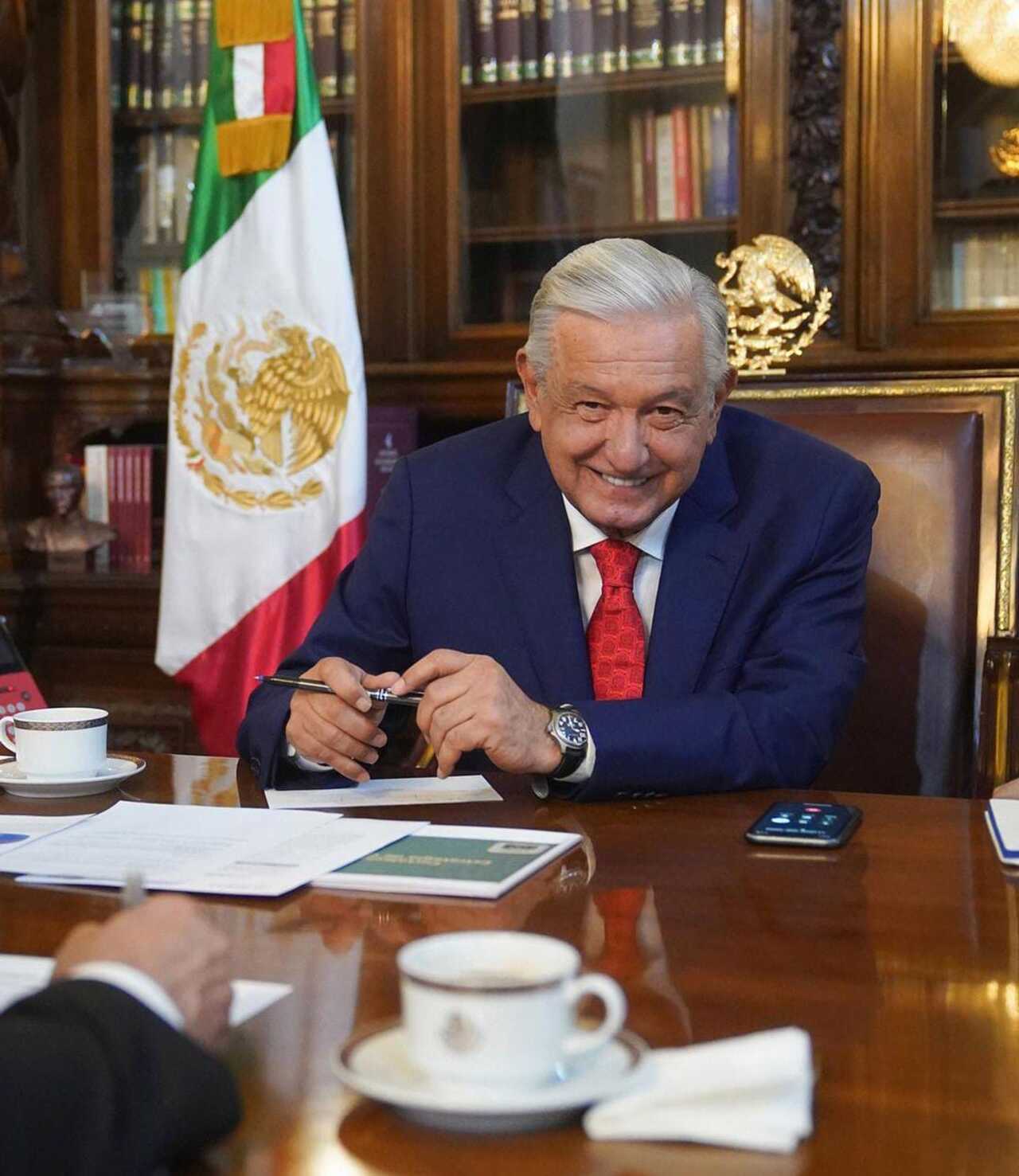 AMLO recibe críticas por Francisco Céspedes