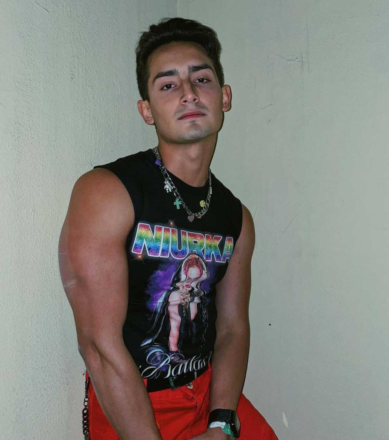Emilio Osorio confirma que tiene una relación con Karol Sevilla