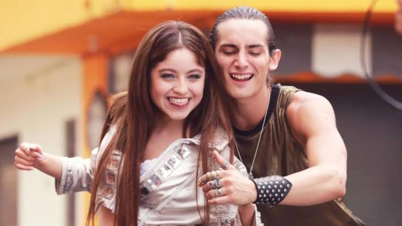 Emilio Osorio confirmó que Karol Sevilla es su novia