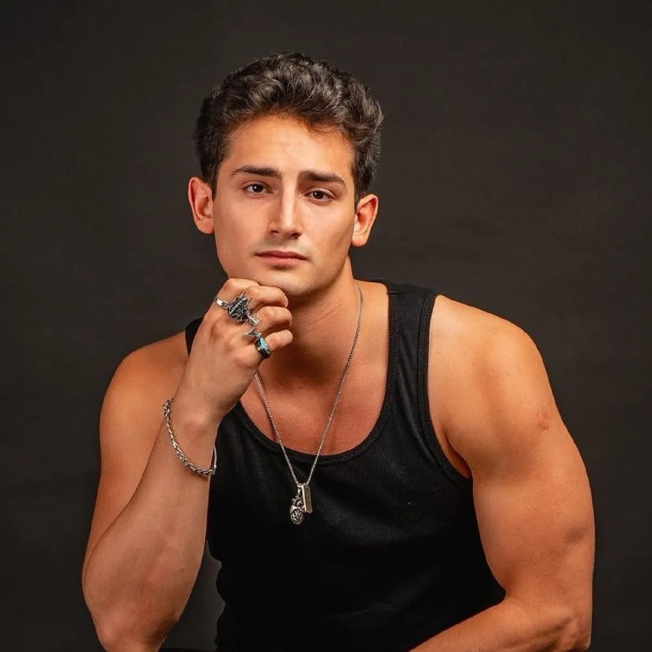 Bobby Larios paternidad Emilio osorio