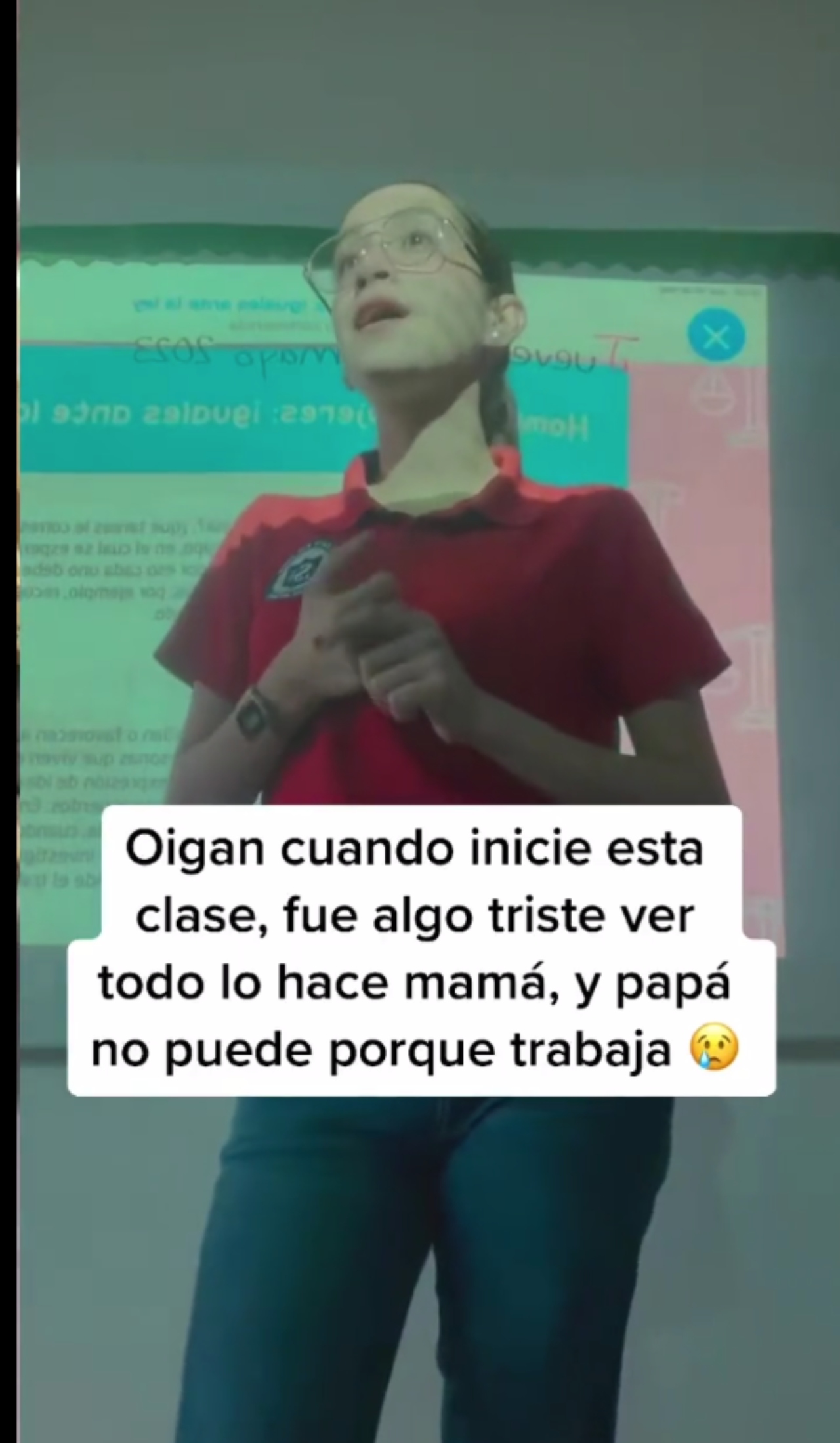 Maestra niños labores domesticas