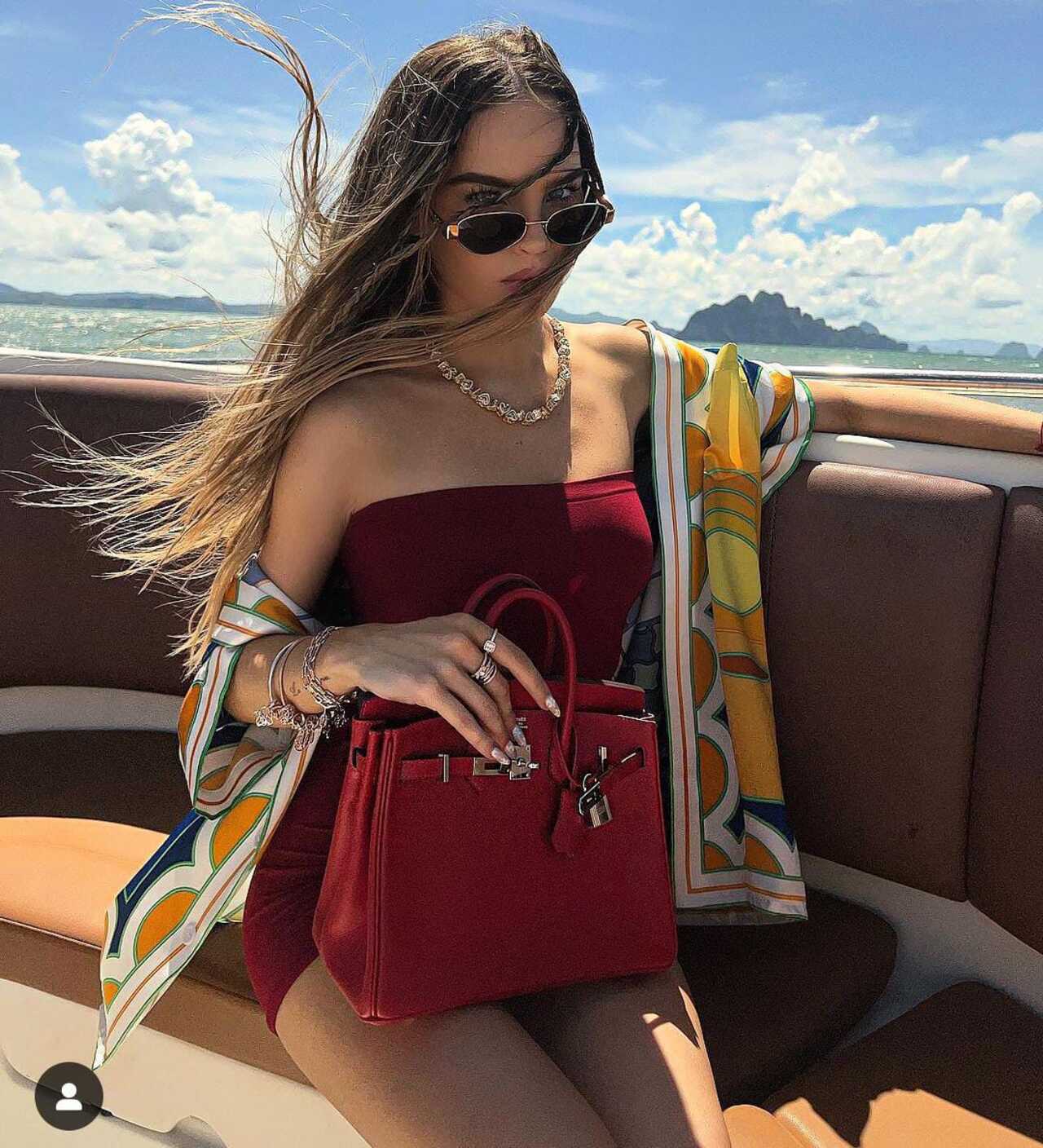 Comparan a Belinda con Margot Robbie y fans aseguran: "Ello debió haber sido Barbie"