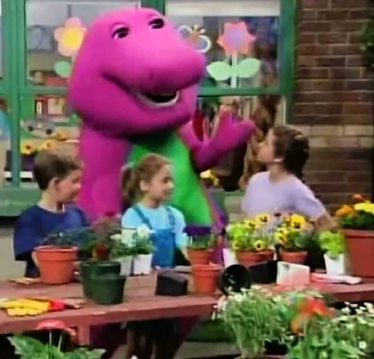 Mattel prepara un live action de la caricatura Barney