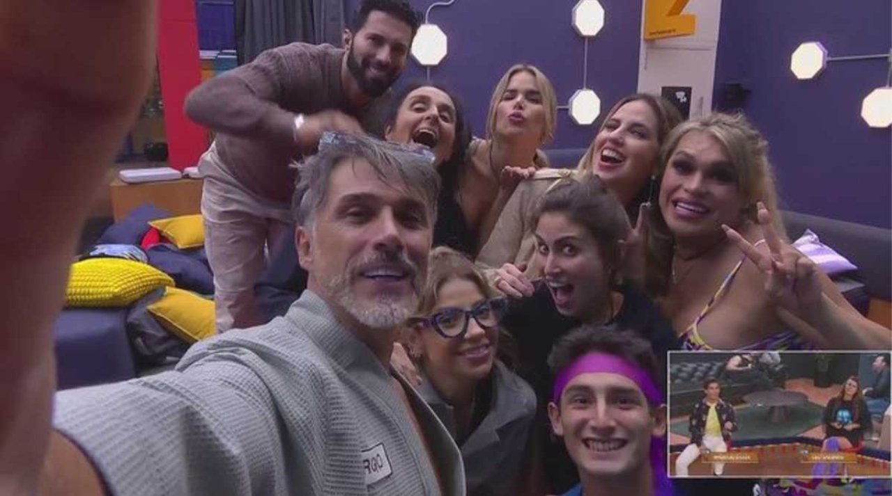 vecinos se quejan del ruido que generan fans en LCDLF