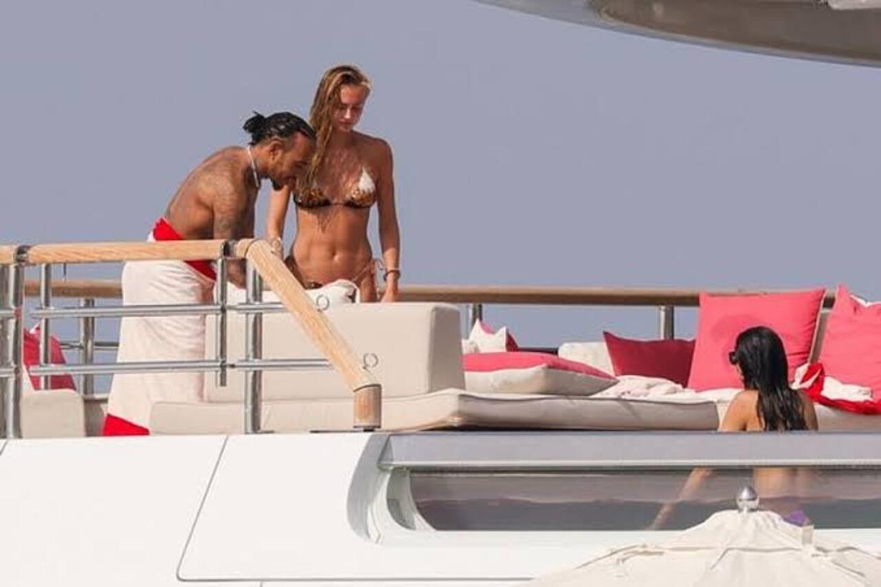 Lewis Hamilton se escapa en lujoso yate con Eiza González