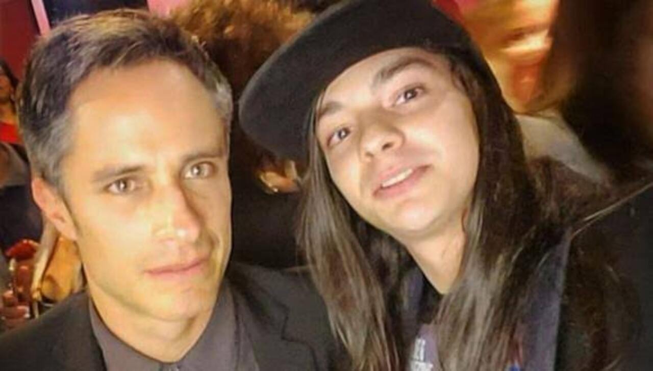 Hermano de Gael García duerme en la calle, aseguran