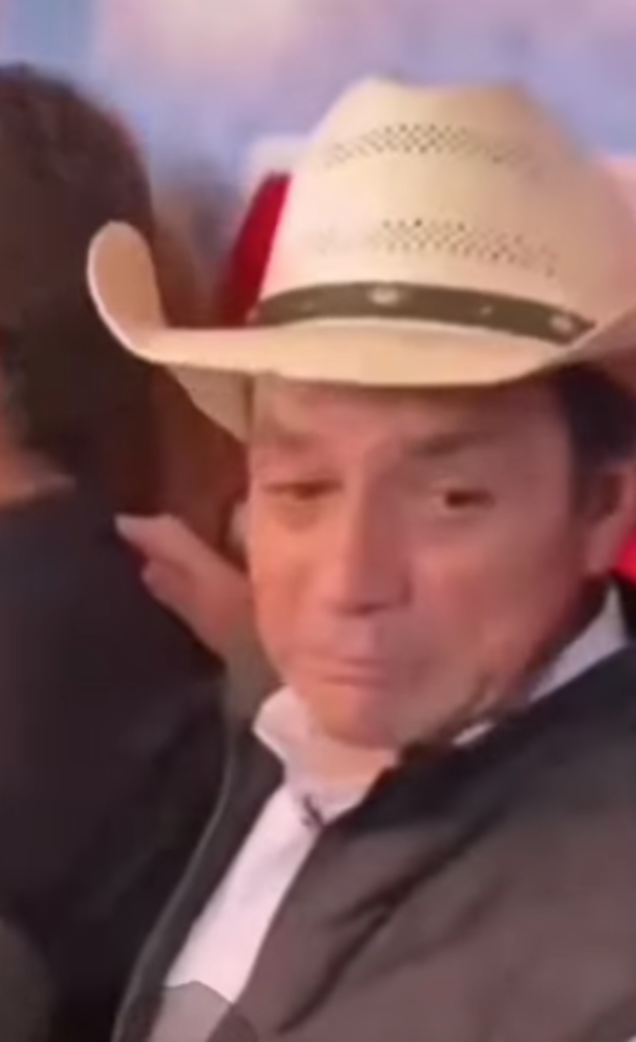 jorge salinas agrede repotero