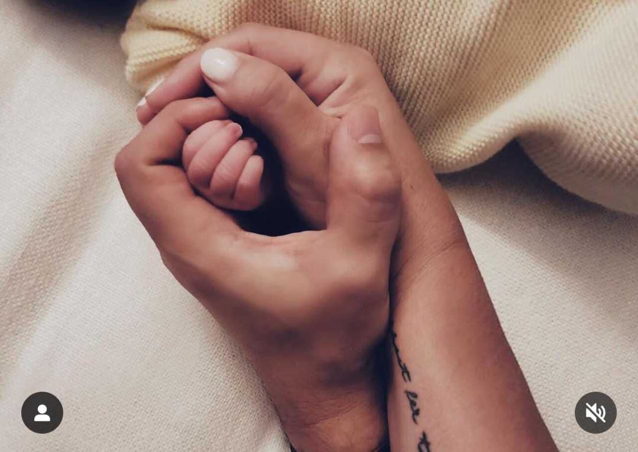 Maite Perroni y Andrés Tovar dan a conocer a Lía, su primera hija
