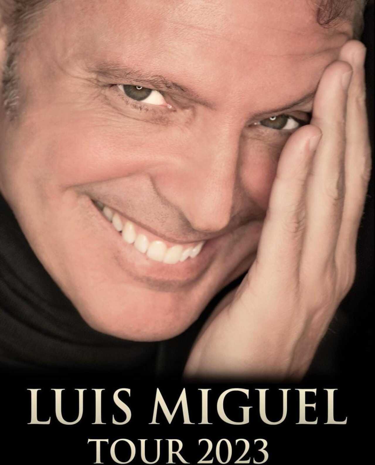 Luis Miguel es captado entrando a una clínica capilar