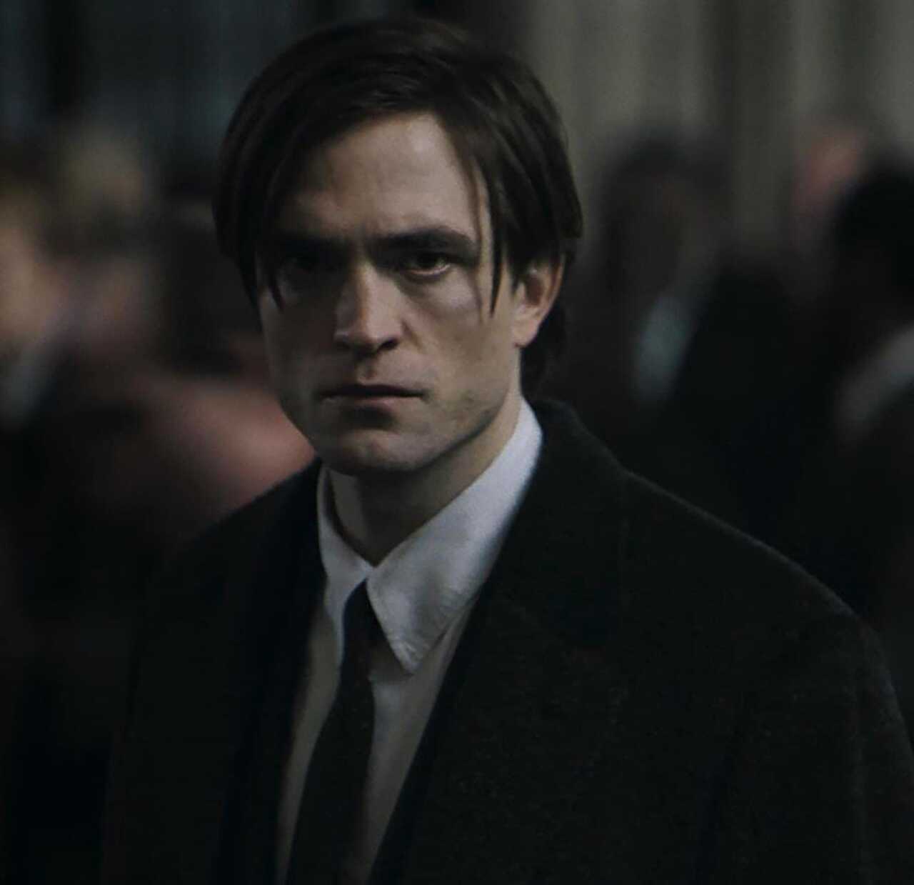 Ciencia afirma que Robert Pattinson es el hombre más atractivo del mundo, ganándole a Henry Cavill. 