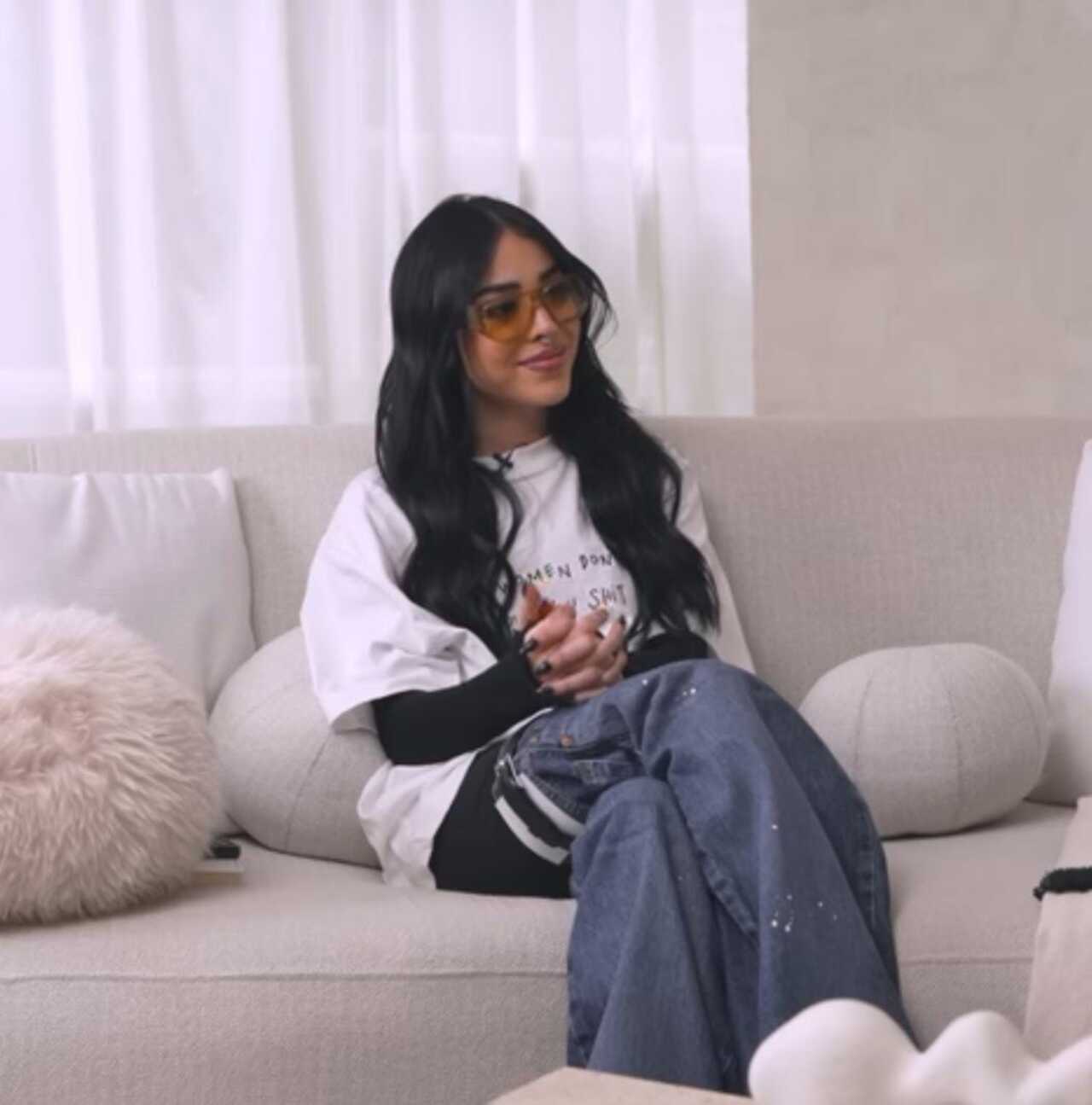 Danna Paola sale de clóset y revela que se enamoró de una mujer