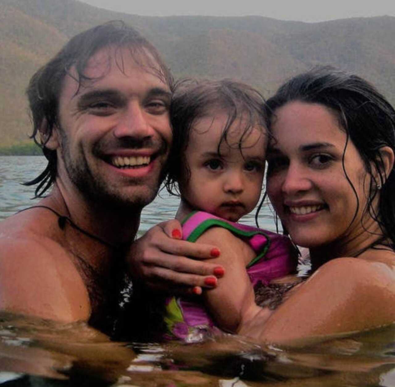Hijos de famosos que quedaron huérfanos desde pequeños