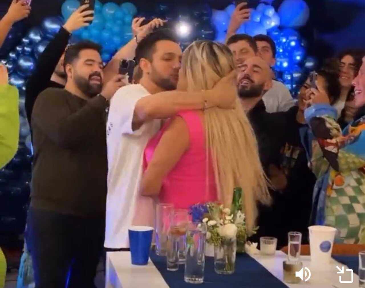 Wendy Guevara y Nicola habrían tenido pasión tras fiesta de Galilea Montijo